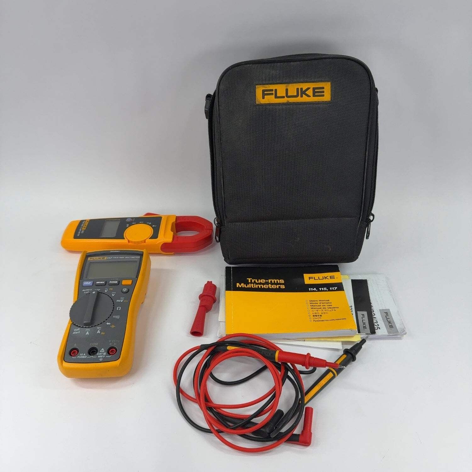 Fluke 116 323 KIT HVAC Multimeter and True RMS AC Clamp Meter 4296029