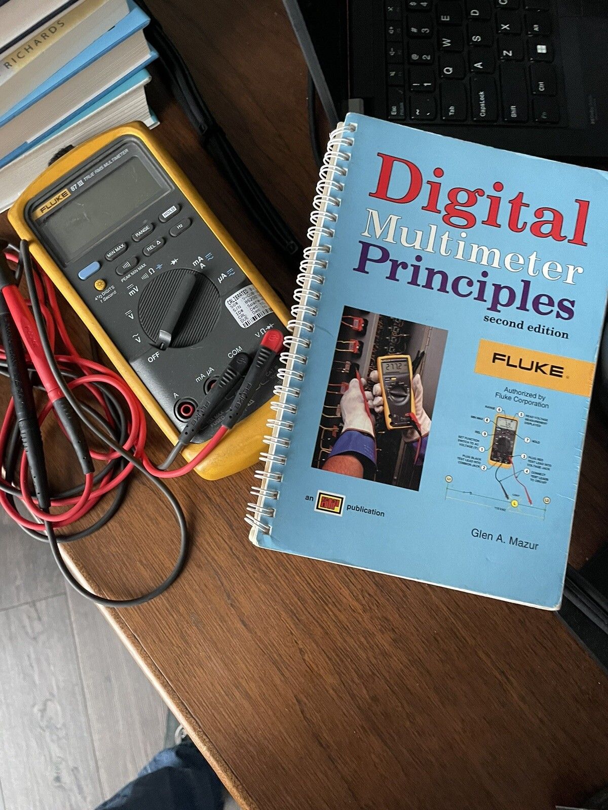 Fluke 87 III Multimeter