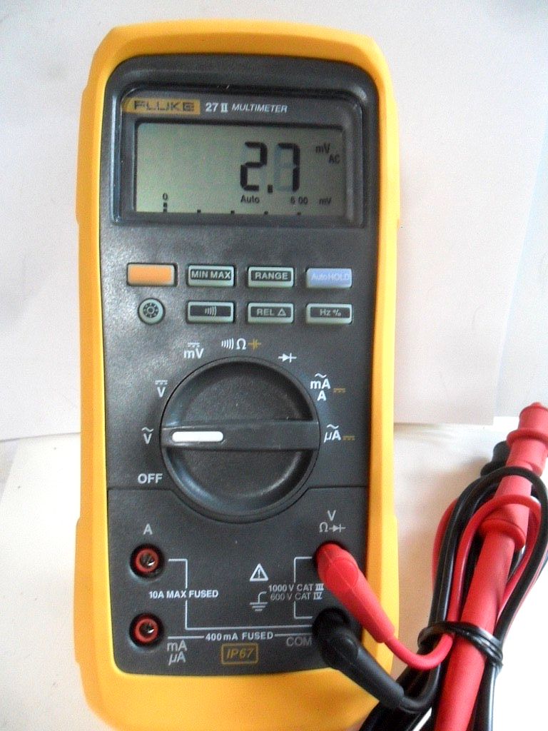 Super Clean Rugged Fluke 27 II IP 67 Handheld Meter Leads Multimeter Works