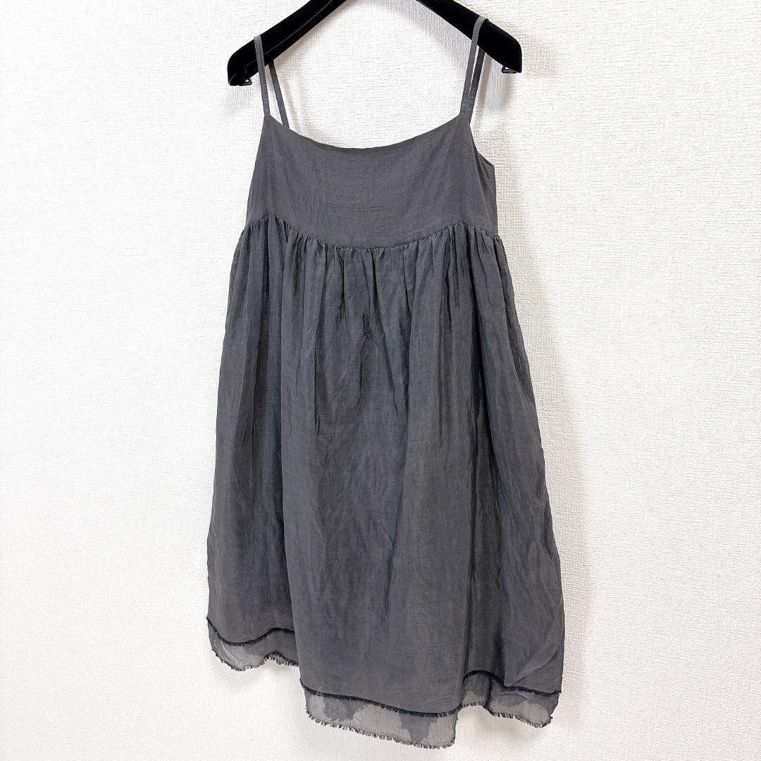 【美品】 FOXEY キャミソールワンピース シルク混 38 ダークグレー 無地 美品】 FOXEY キャミソールワンピース シルク混 38 ダークグレー 無地