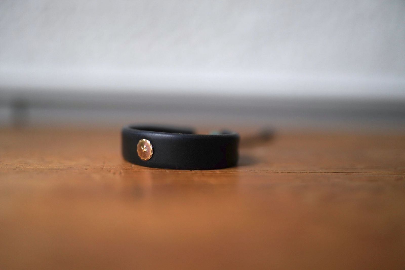 ゴローズ 黒 レザー バングル 金メタル goro's 金メタルつき