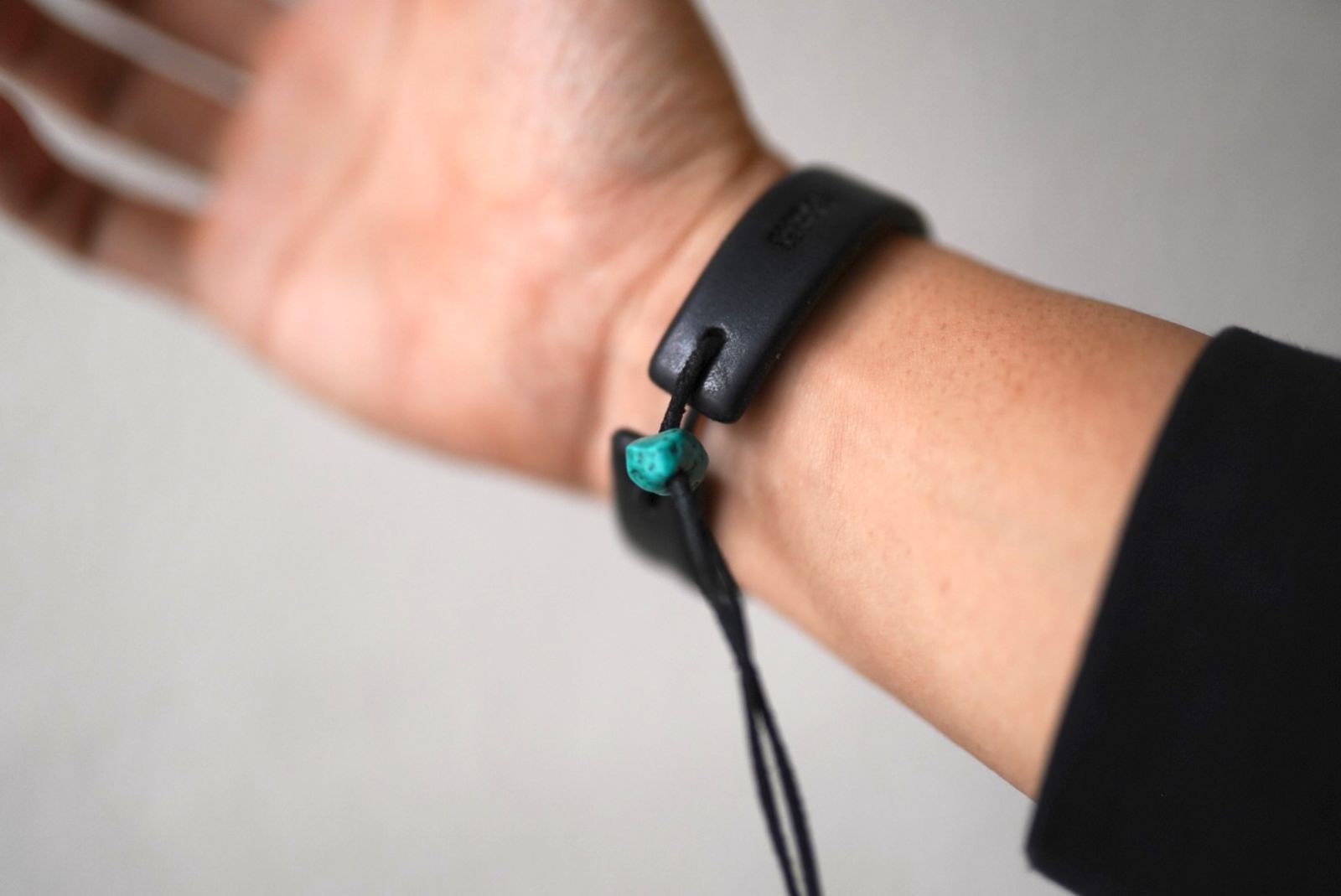 ゴローズ 黒 レザー バングル 金メタル goro's 金メタルつき