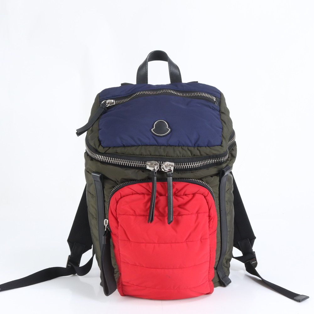 モンクレール　ナイロンリュック　momomarinn モンクレール ナイロンリュック momomarinn様専用 - メルカリ