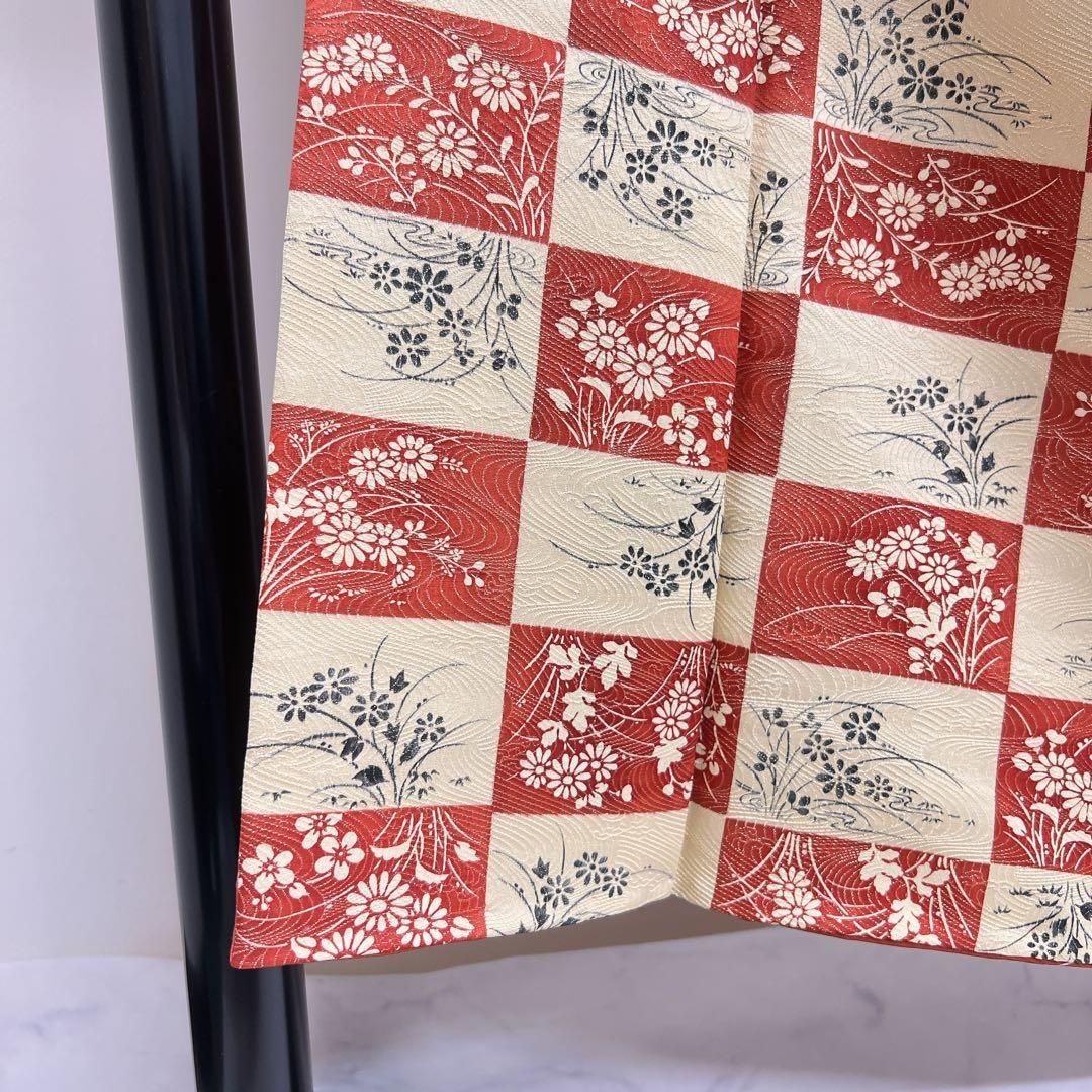 小紋　正絹　金通し　市松模様　花模様　リーフ模様　波地紋　着物　062t 小紋 正絹 金通し 市松模様 花模様 リーフ模様 波地紋 着物 062t
