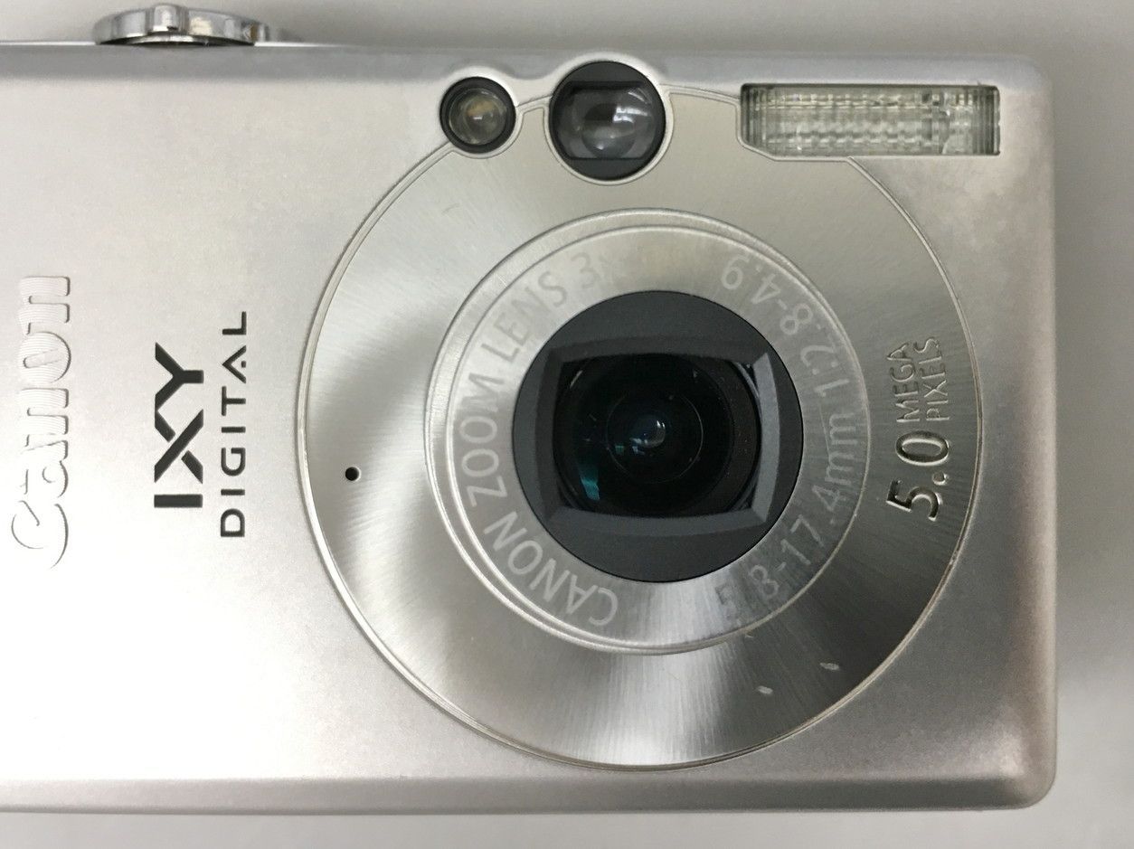 コンパクトデジタルカメラ IXY DIGITAL 60 PC1158 シルバー 500万画素