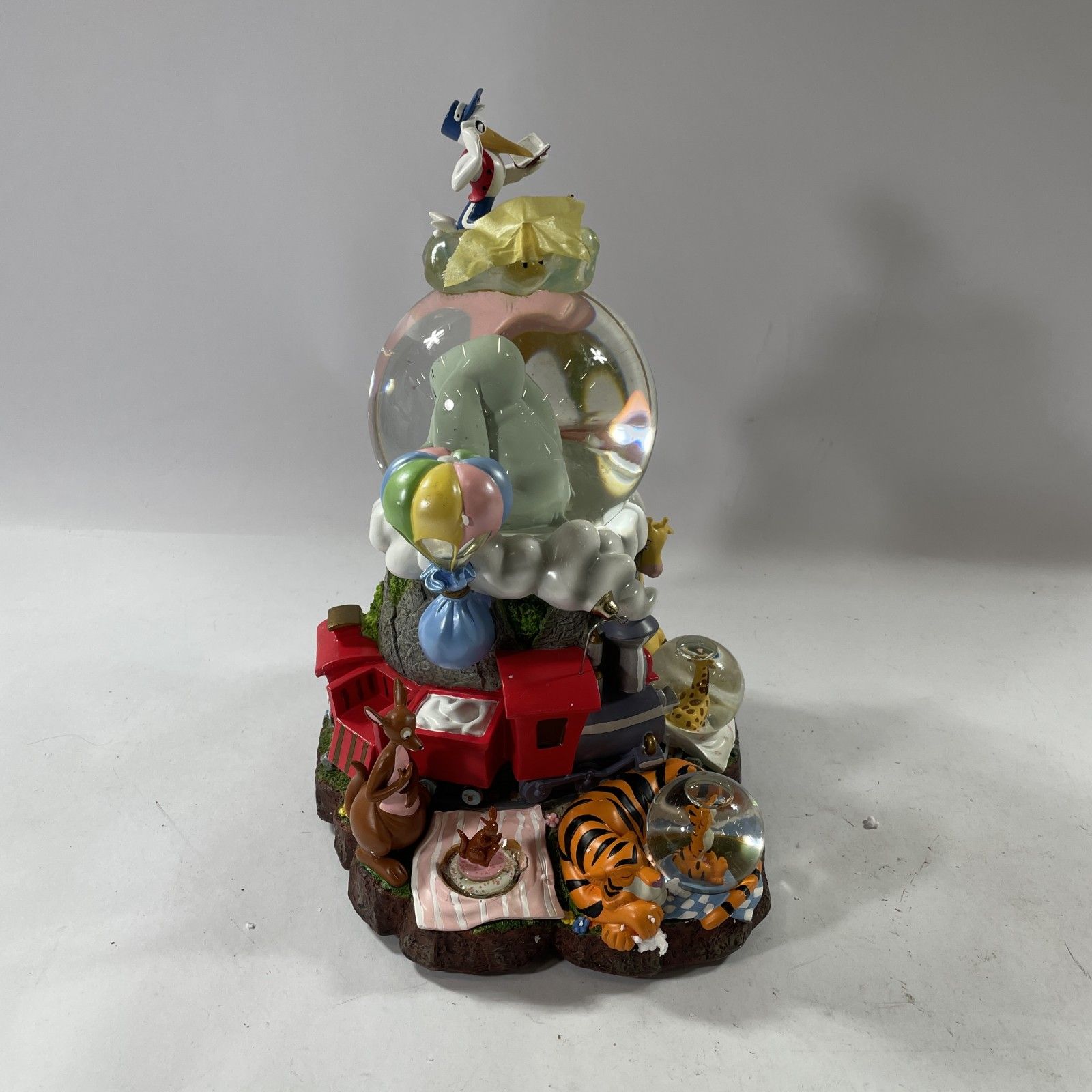 ☆ 希少 Disney ディズニー ダンボ スノードーム スノーグローブ