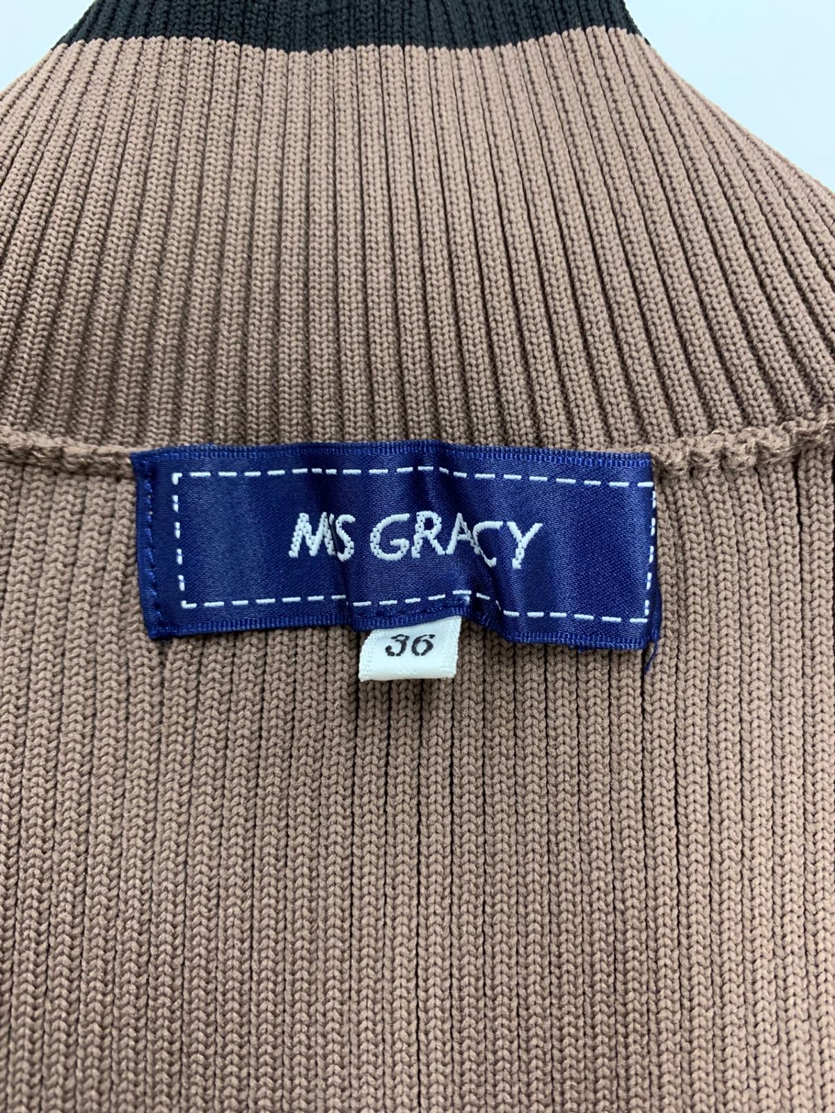 エムズグレイシー ボタンアクセントニットワンピース 418606 36