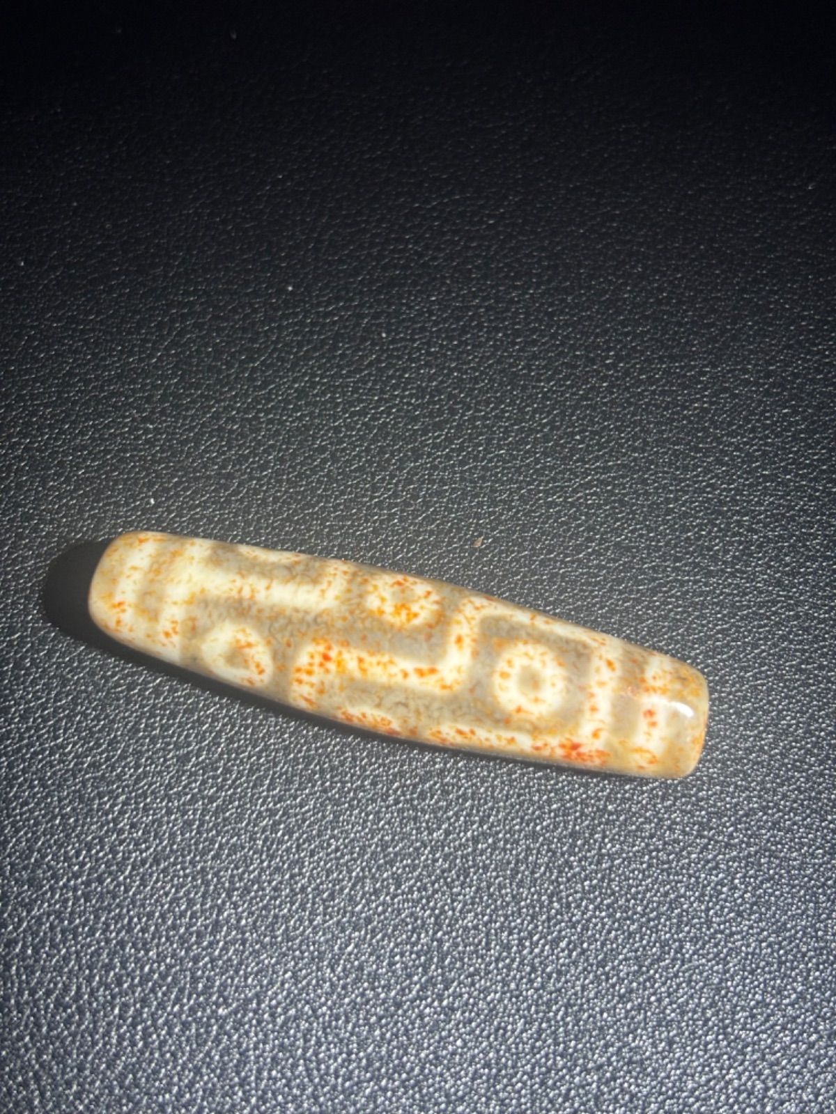 西蔵老礦古代伝承 朱砂 九眼天珠 - メルカリ