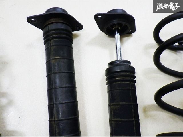 Nissan サスペンションショックアブソーバー 4本セット 日産 純正 Z34 フェアレディZ サスペンション サスキット サス