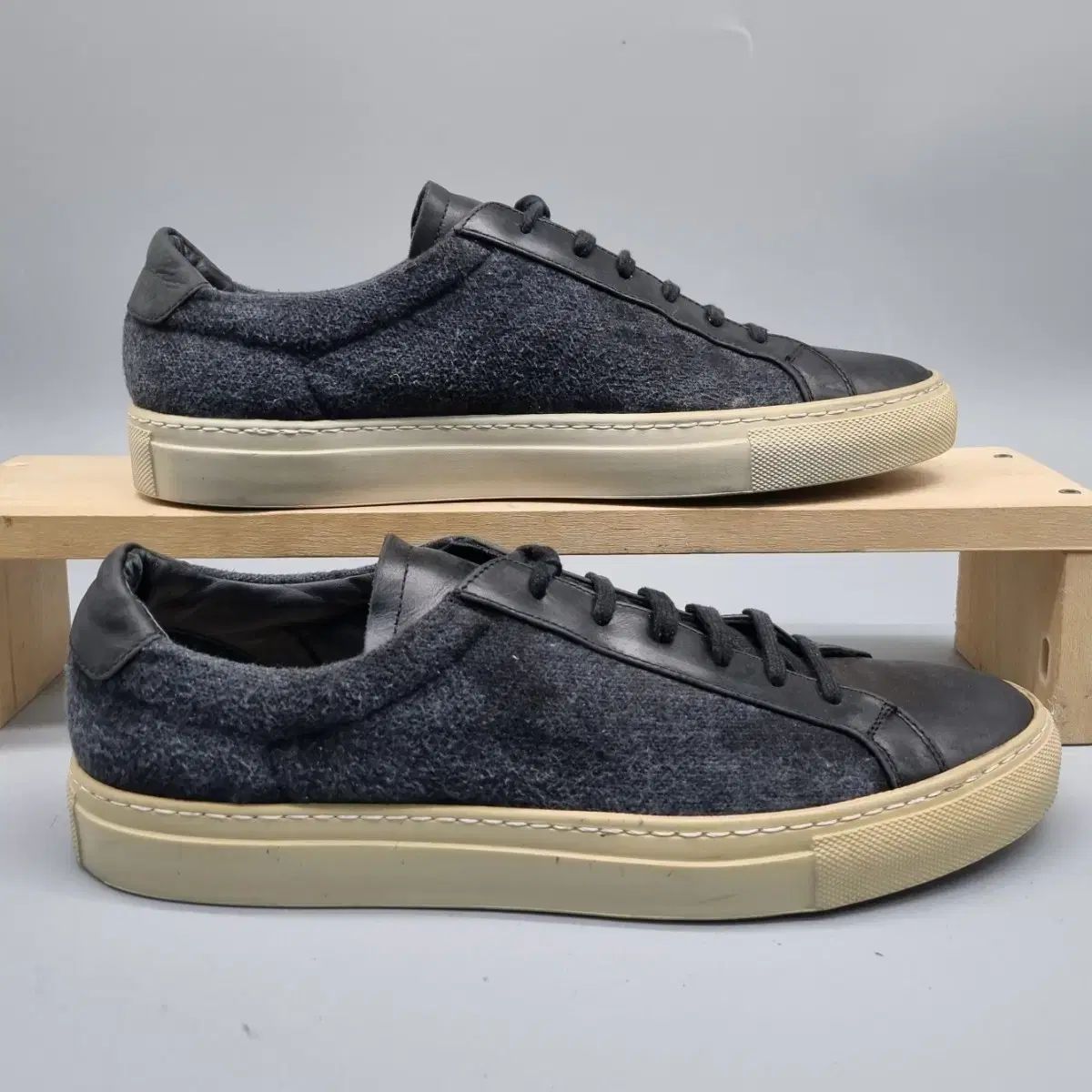 COMMON PROJECTS アキレス メンズ スニーカー 270 - メルカリ