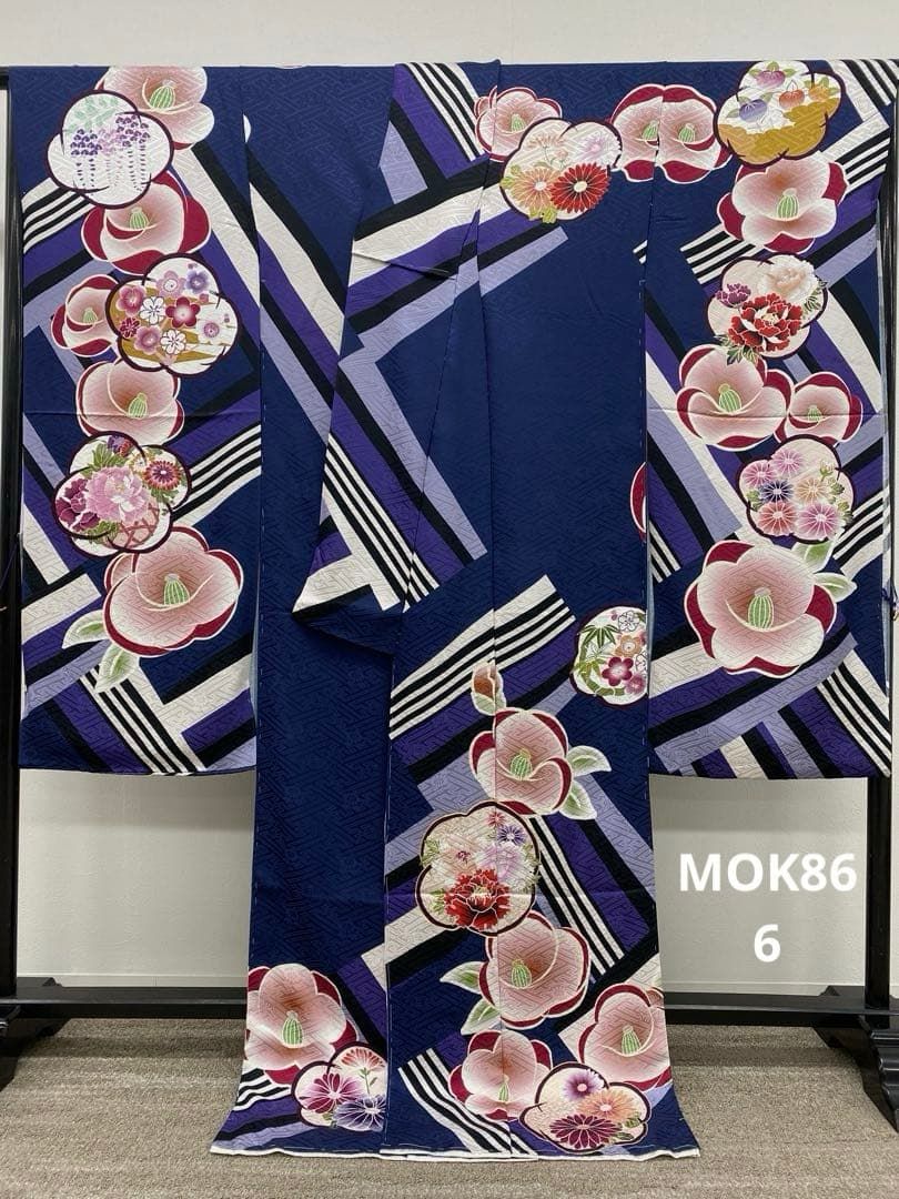 振袖 仮絵羽 舞台衣装 金駒 金銀彩 正絹 未仕立て品 八掛付き MOK866 