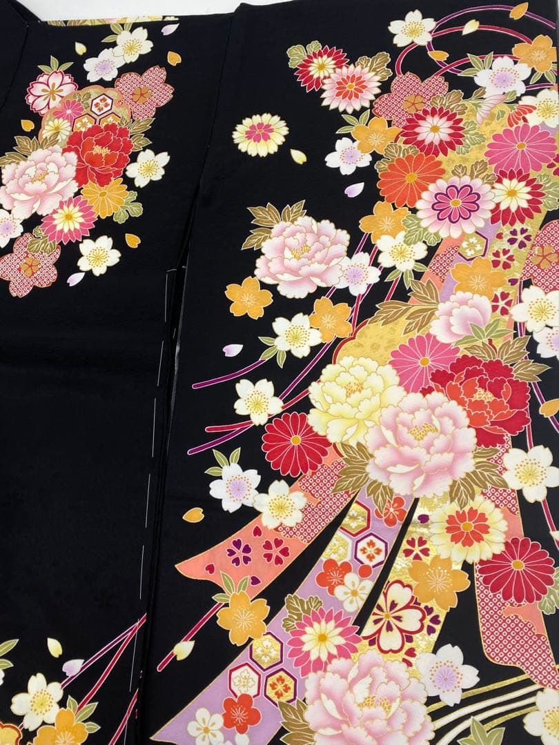 振袖 仮絵羽 舞台衣装 正絹 金彩 刺繍 紋意匠 牡丹 未仕立て品 八掛付き 振袖 仮絵羽 舞台衣装 金彩 刺繍 紋意匠 正絹 未仕立て品 八掛付き