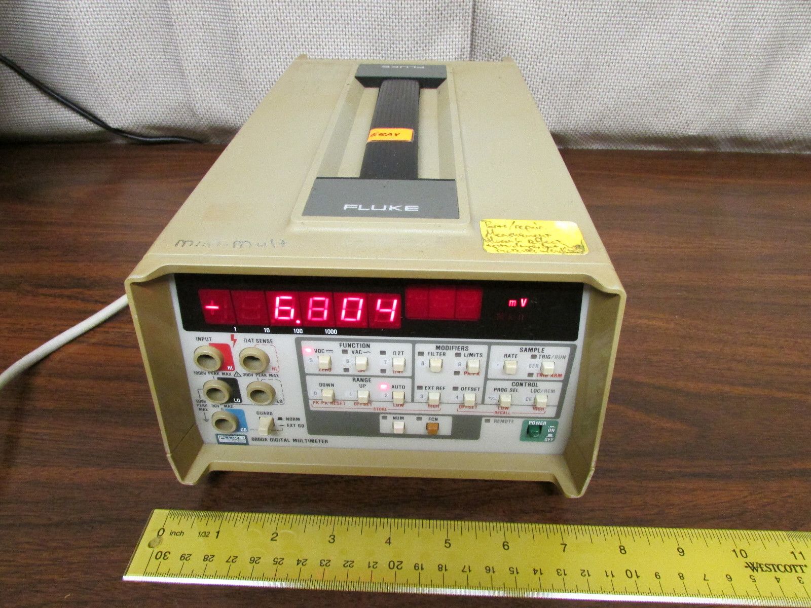 Fluke Benchtop Digital Multimeter GPIB 8860 A Powers Up But As Is