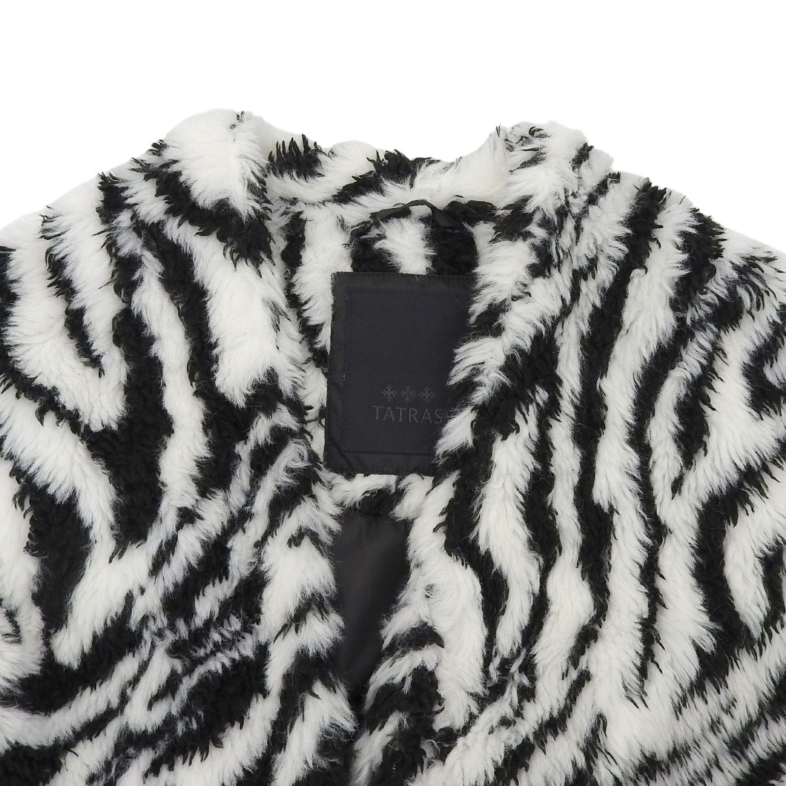 未使用品△TATRAS タトラス LTAT22A4914 ロゴワッペン付き ゼブラ柄  