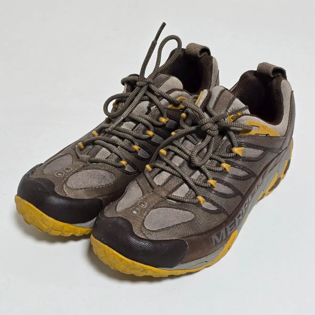 メレル トレッキングシューズ ブラウン イェロー 登山靴 US 9 270 i
