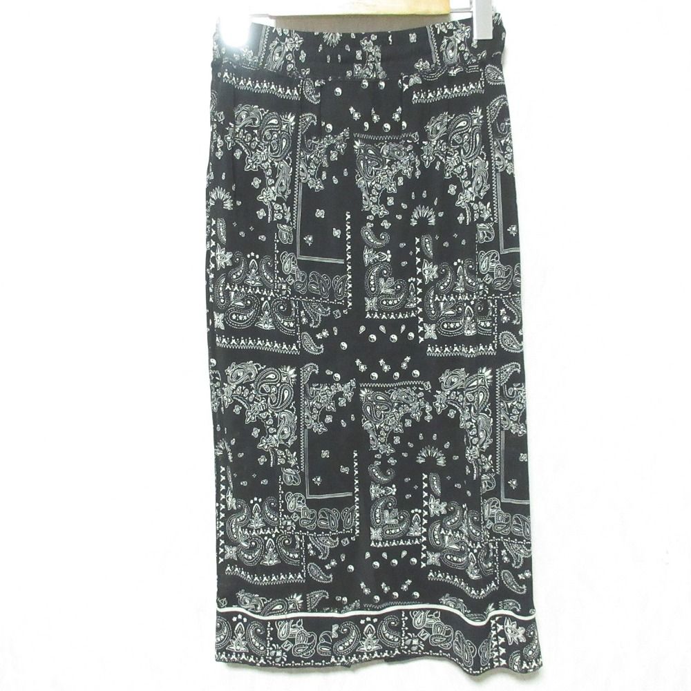 美品 VIVIENNE TAM ヴィヴィアンタム ペイズリー バンダナ柄 タイト