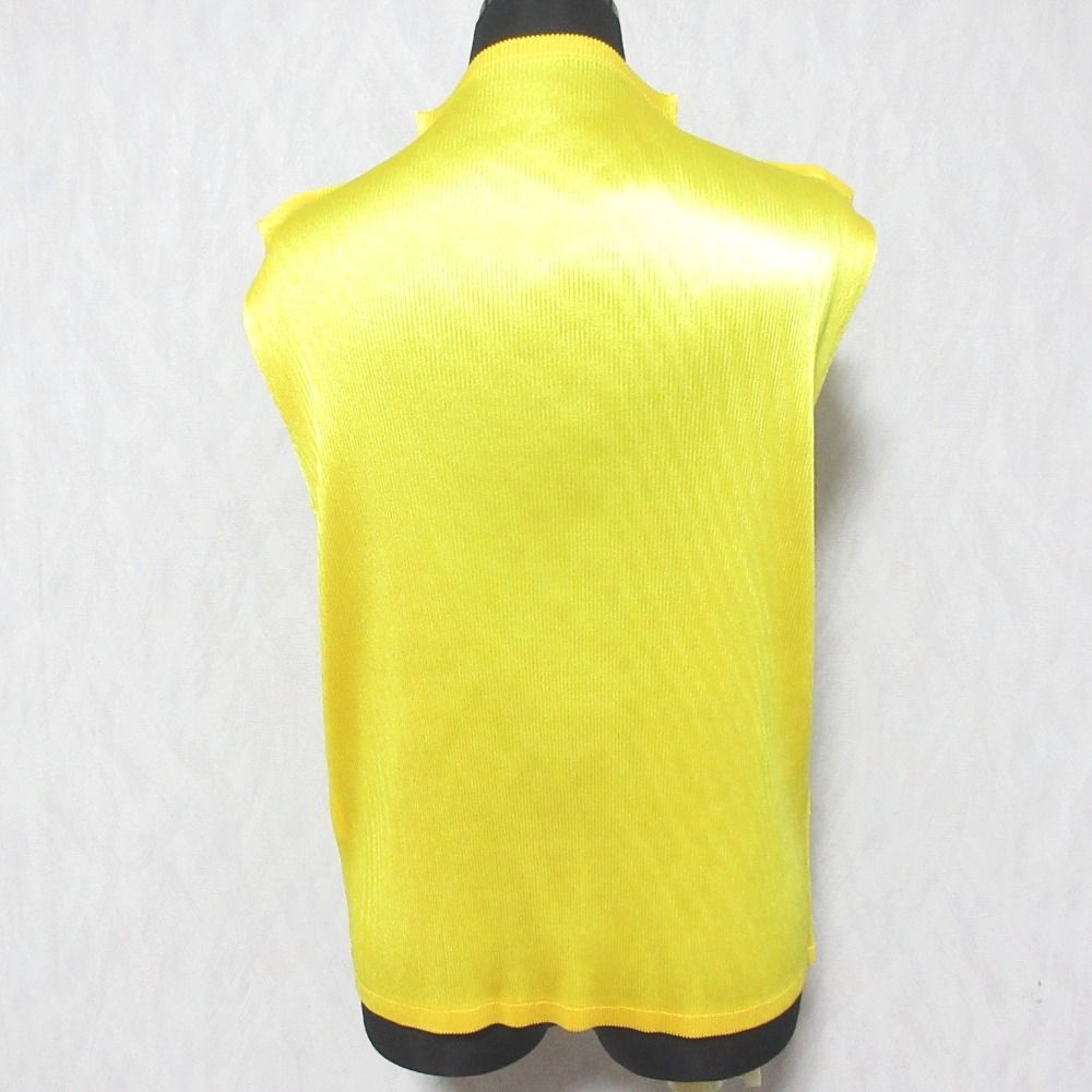 美品 PLEATS PLEASE プリーツプリーズ イッセイミヤケ ノースリーブ