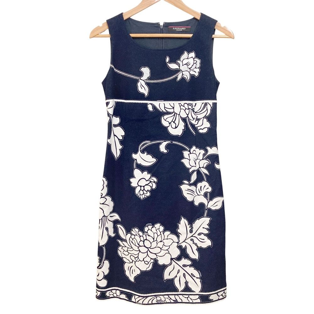 レオナール　LEONARD ノースリーブ　ワンピース　サイズ42 美品 美品 LEONARD レオナール フラワージャガード ノースリーブワンピース