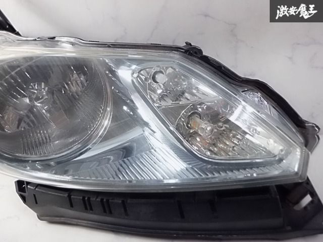 東京正規取扱店 GB3 フリード HID 右ヘッドライト KOITO 100-22838