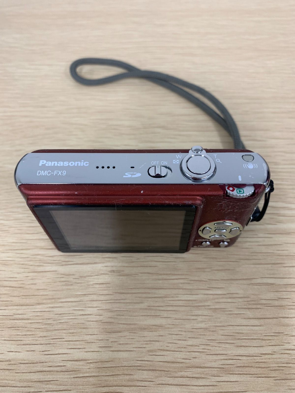 3【通電未確認】Panasonic LUMIX DMC-FX9 レッド 本体ベタつき有り 箱