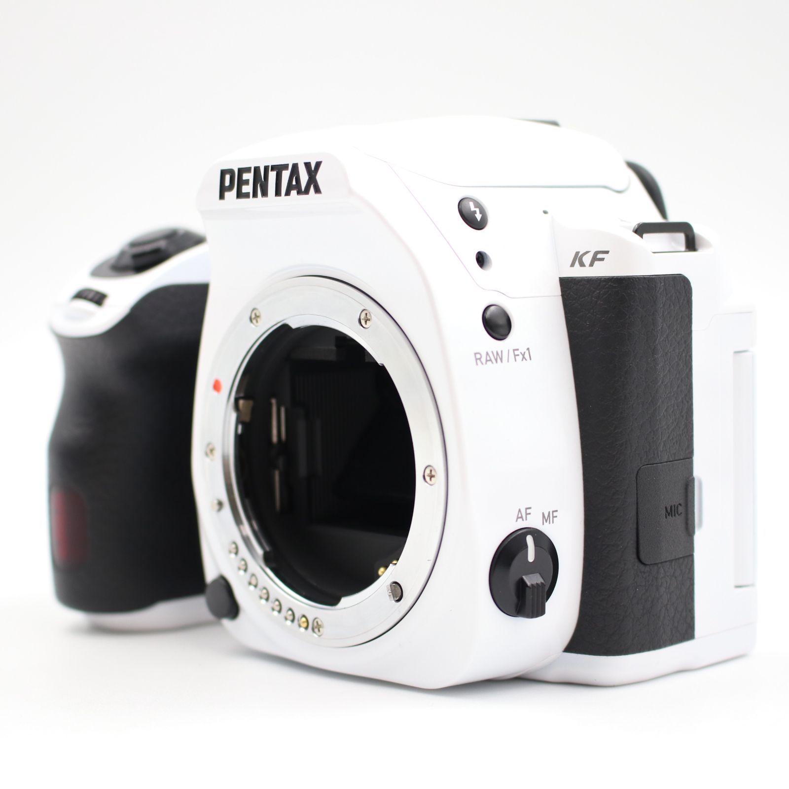 □シャッター数4444枚！極上品□ PENTAX KF ボディ クリスタルホワイト