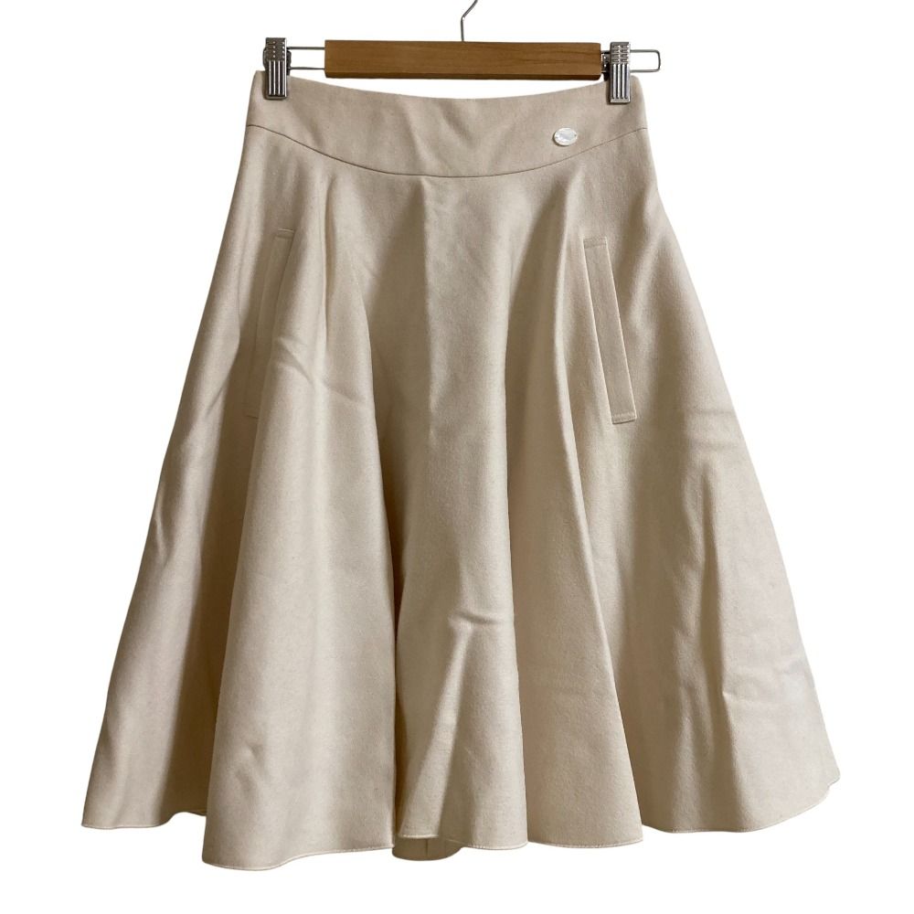 FOXEY フォクシー　フレアスカート　ベージュ FOXEY - フォクシー フレアスカート ギャザー 絹 シルク 38 ベージュ A