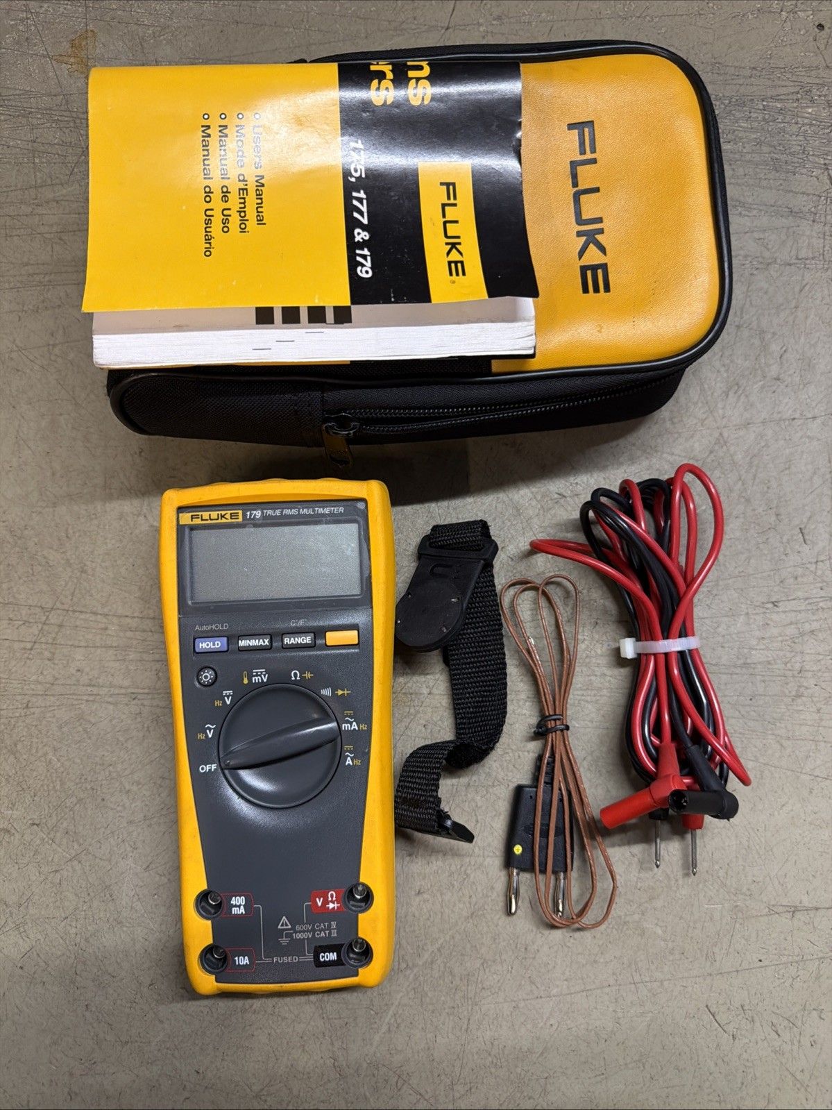 Fluke 179 True RMS Multimeter Comes Magnetic Hanger Leads