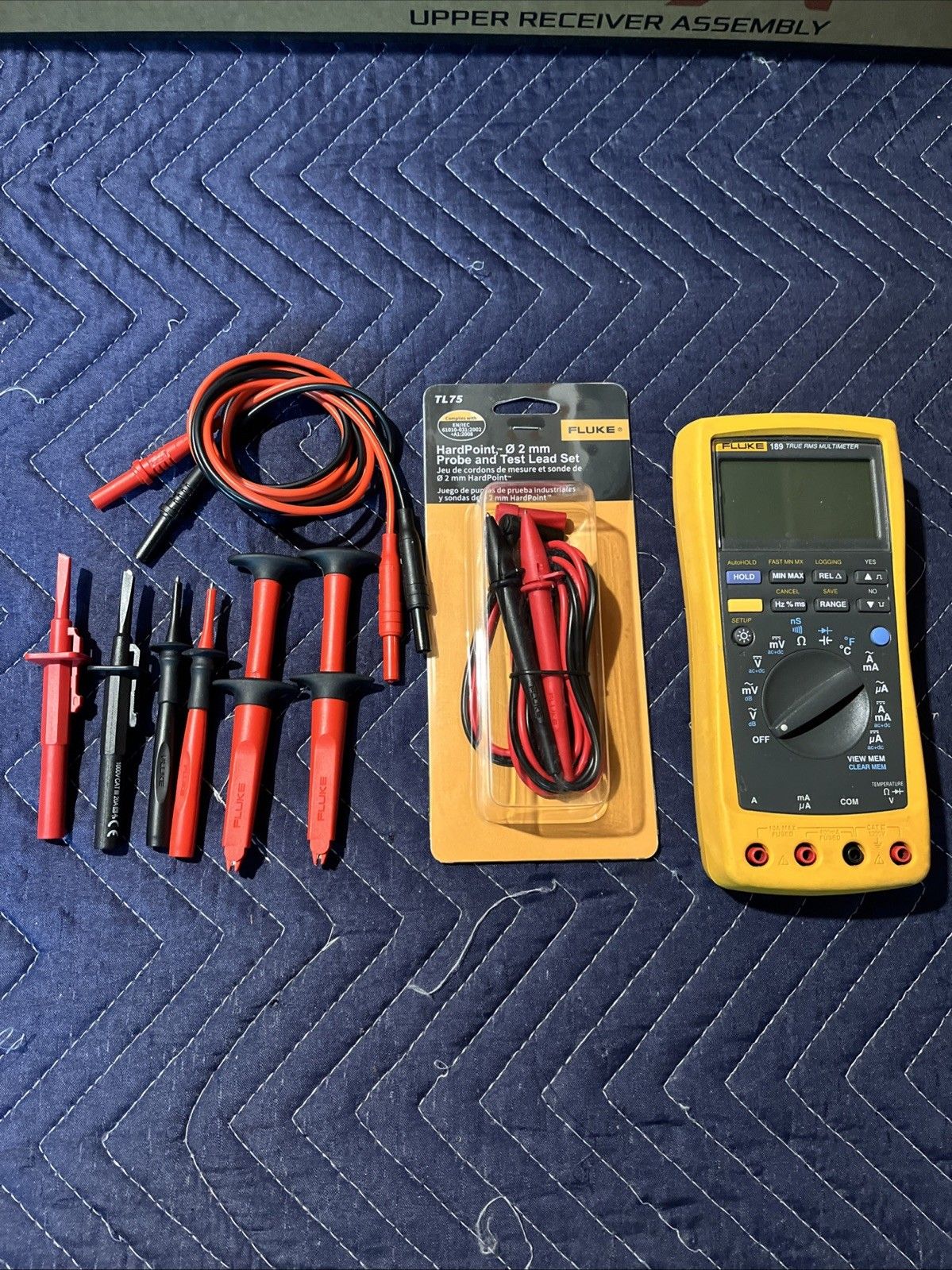 Fluke 189 Handheld Digital Multimeter True RMS W Leads