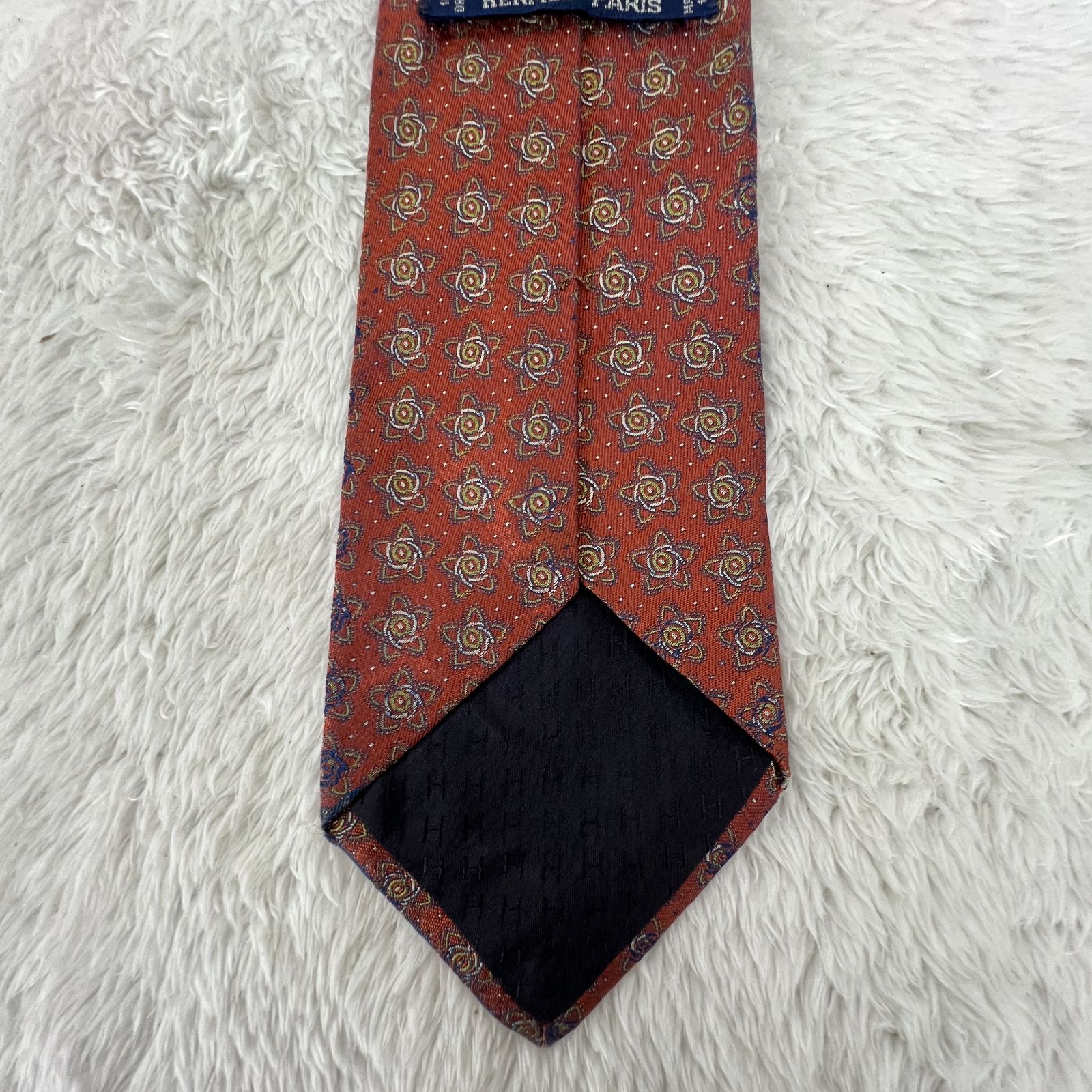 ★エルメス★ シルクネクタイ【美品】 訳アリ》HERMES (エルメス) シルクネクタイ フランス製 総柄 小紋