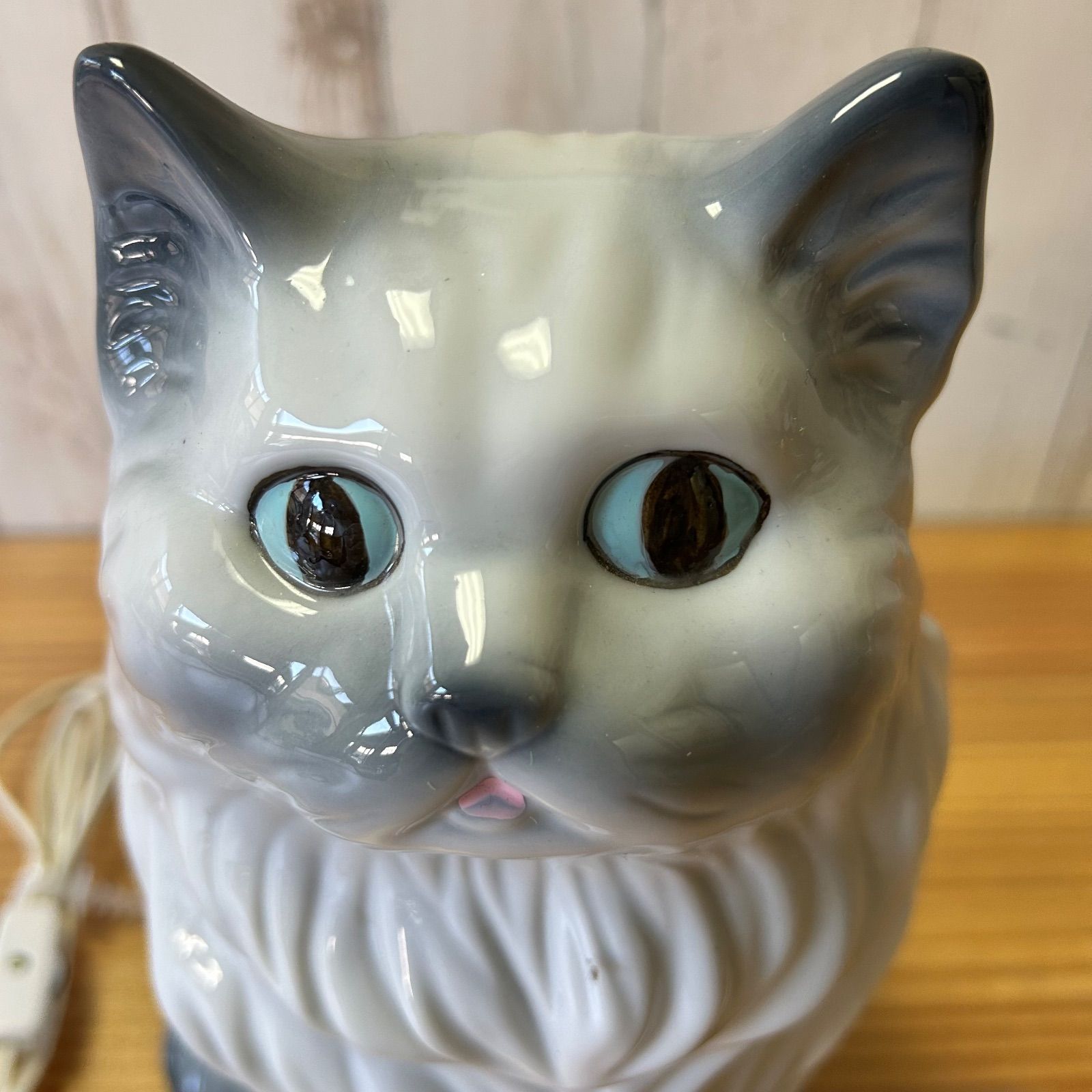 猫ライト 猫ランプ 陶器製 猫モチーフ ランプライト 高さ約30cm