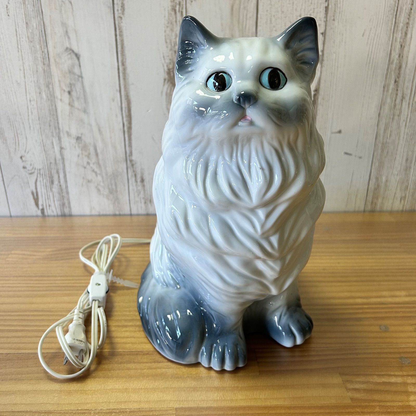 猫ライト 猫ランプ 陶器製 猫モチーフ ランプライト 高さ約30cm