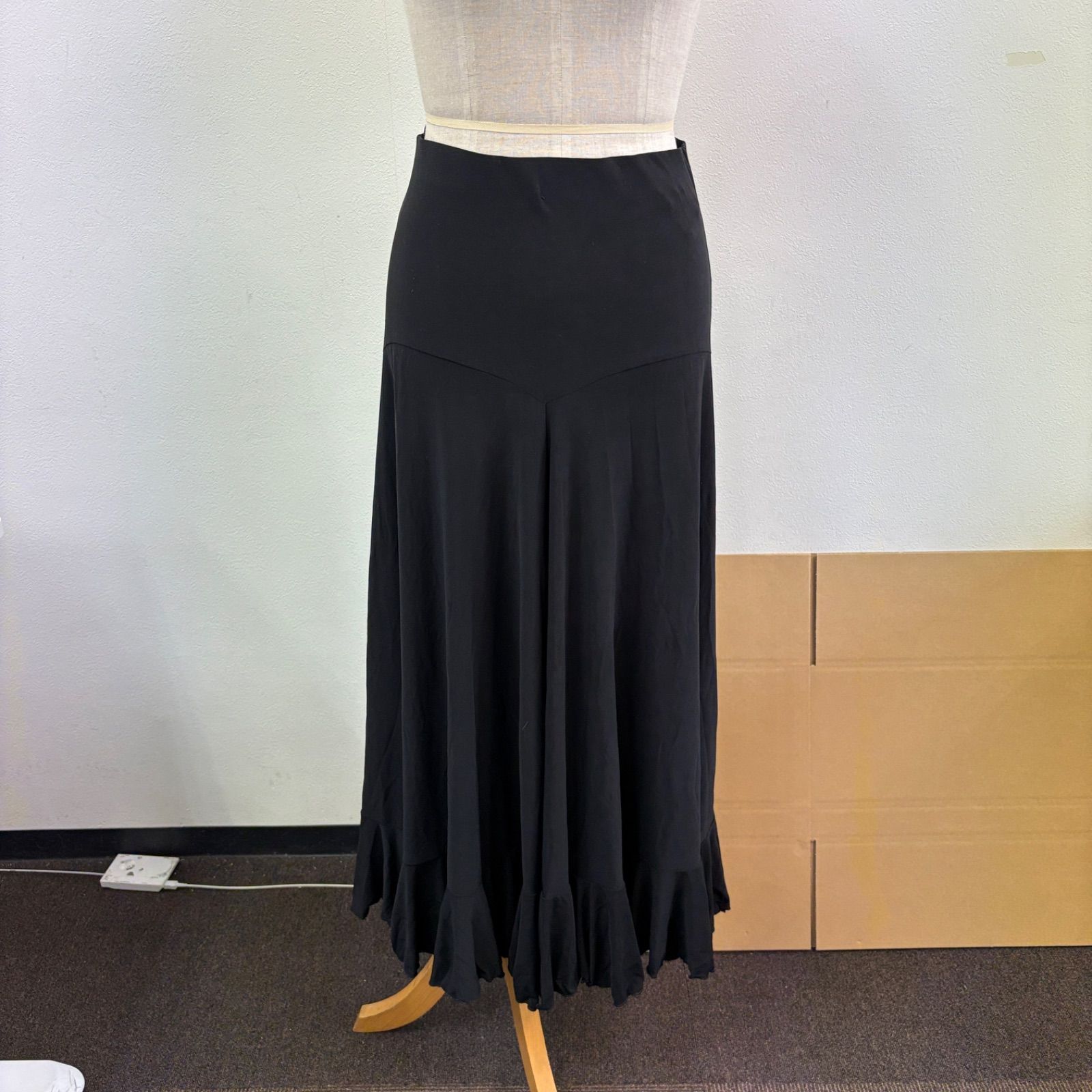 フラメンコ衣装 スカート ファルダ 黒 無地 シンプル フリル - メルカリ