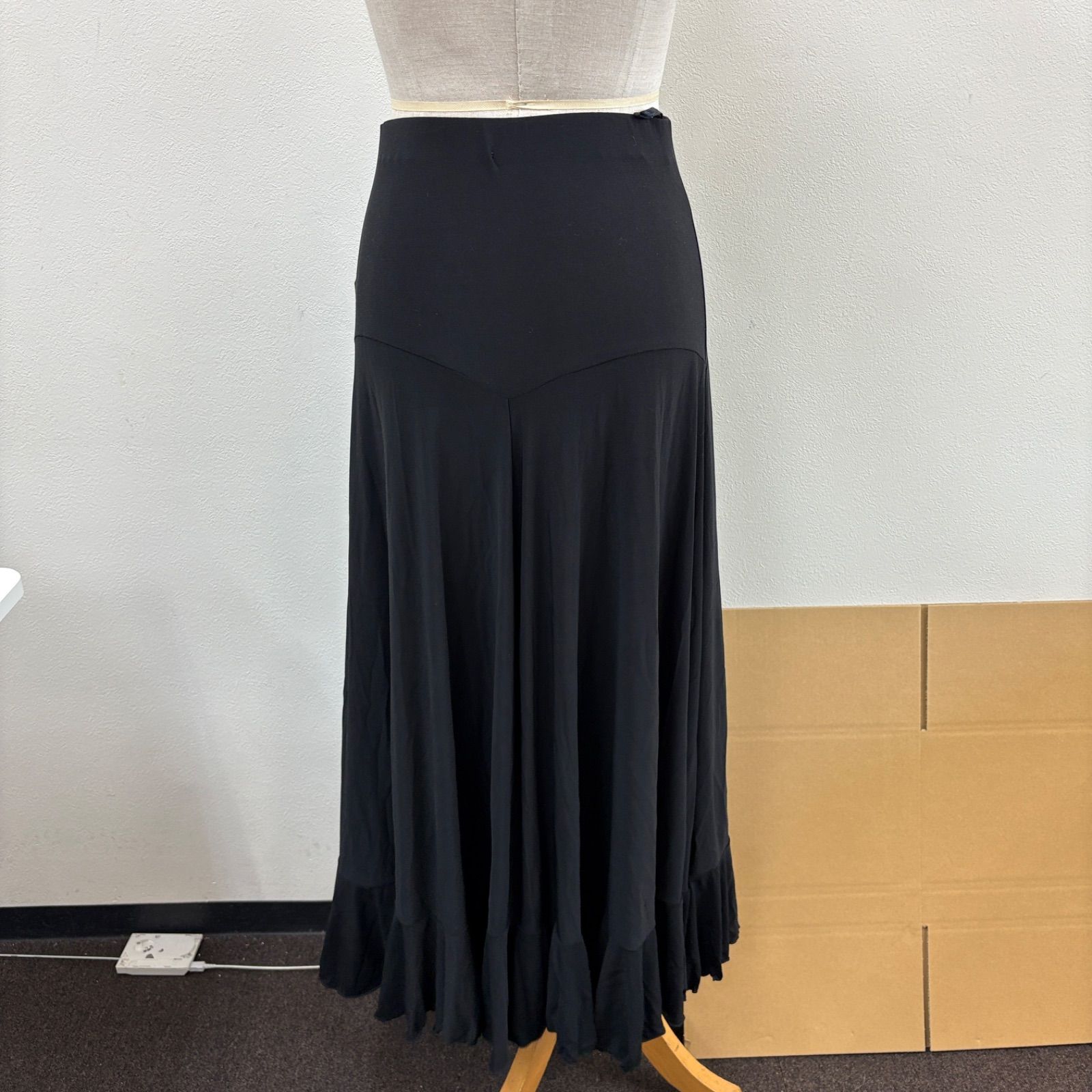 フラメンコ衣装 スカート ファルダ 黒 無地 シンプル フリル - メルカリ