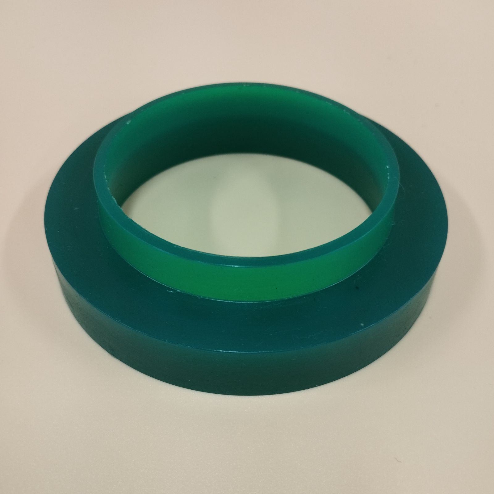 【D3330】未使用 ZEAL コイルスペーサー ウレタン製ジムニー JB23/JB33/JB43【プロスタッフ】 (15mm厚)