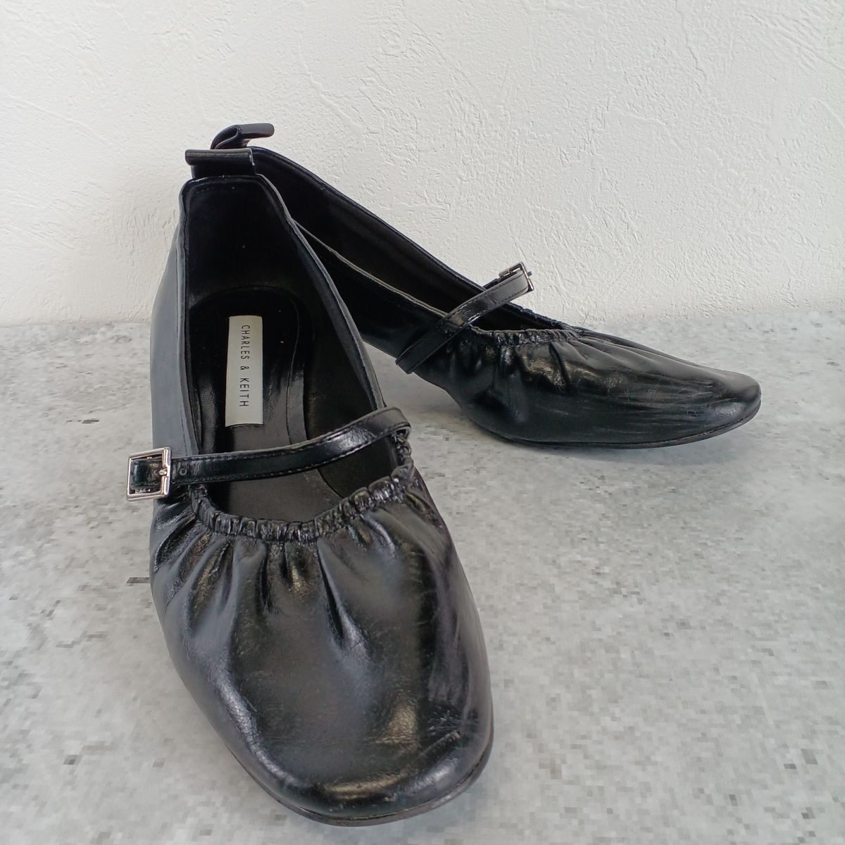 CHARLES&KEITH チャールズアンドキース レディース ストラップ付き