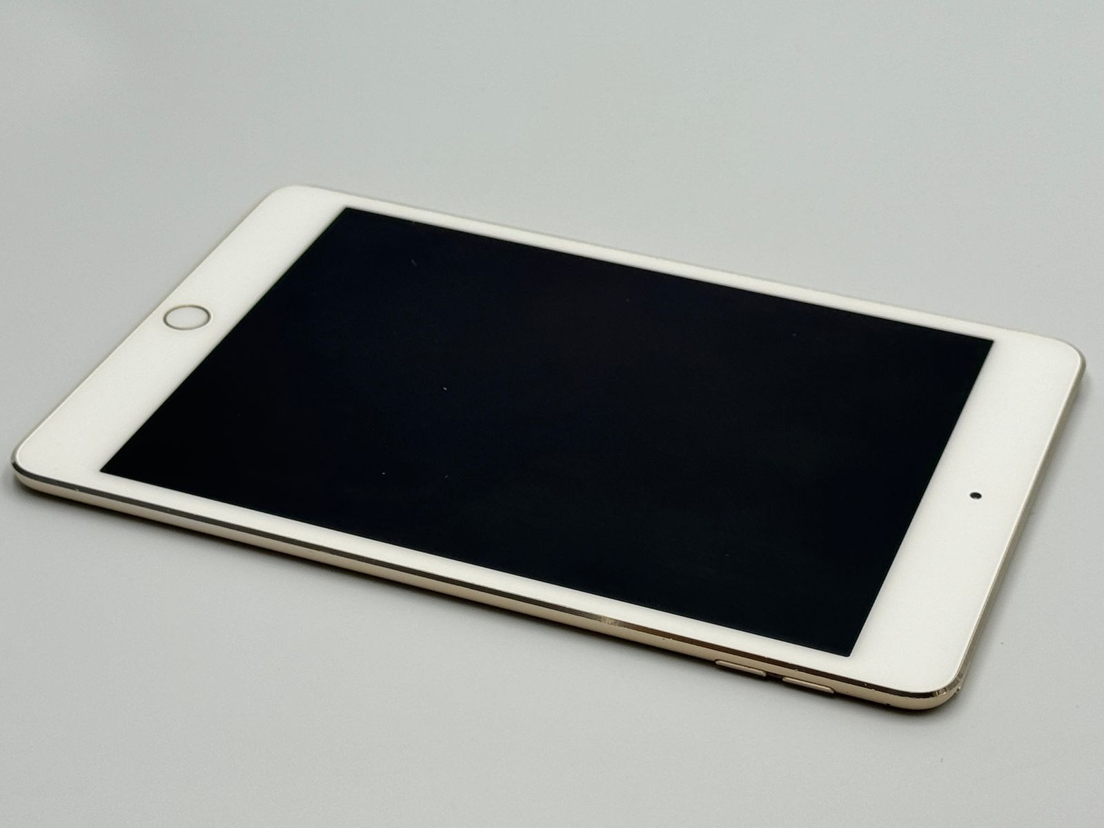 中古C】iPad mini 第4世代 64GB ゴールド Wi-Fi バッテリー【64