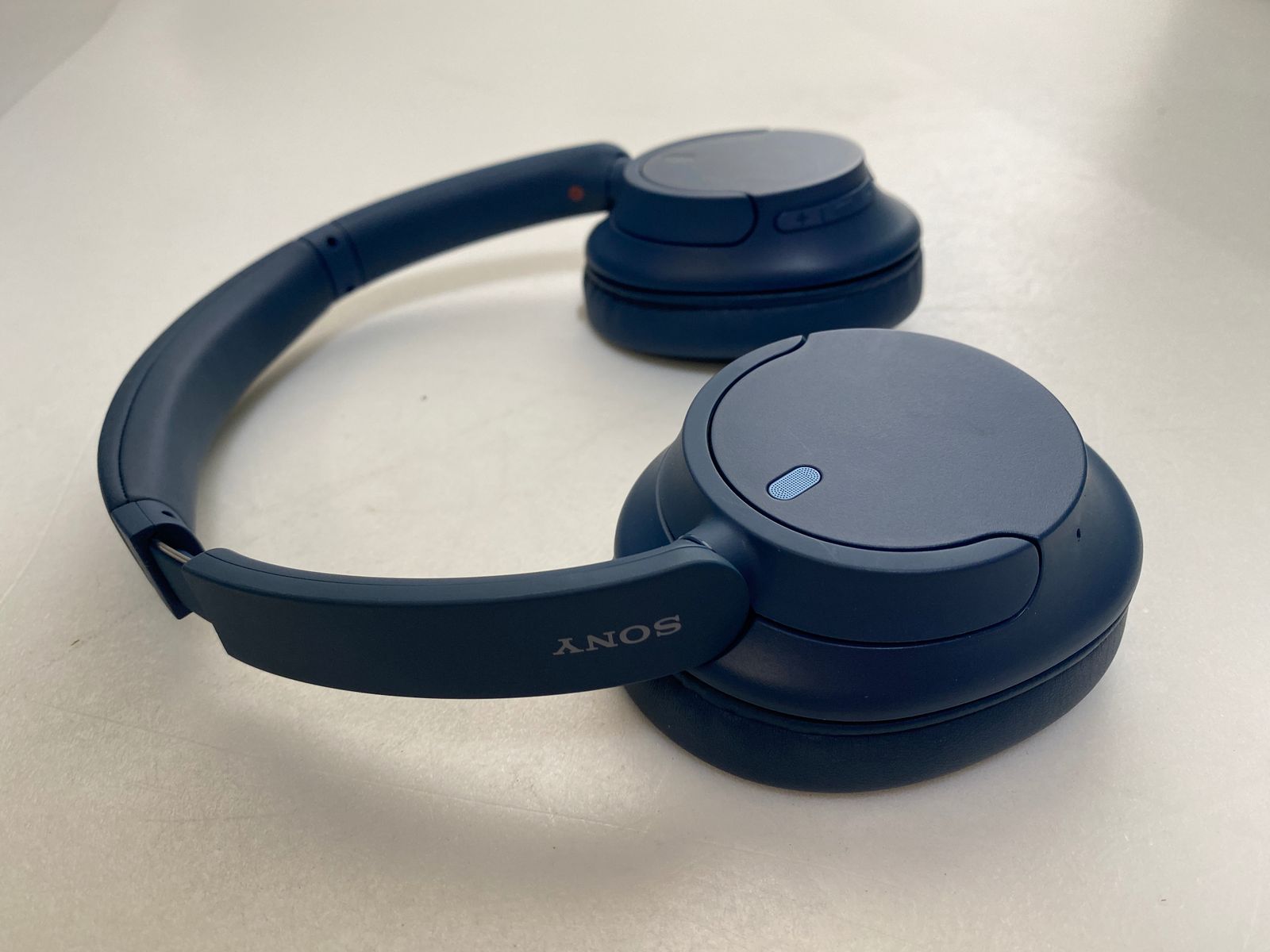 ◯ ソニー SONY ワイヤレスノイズキャンセリングヘッドホン WH-CH720N