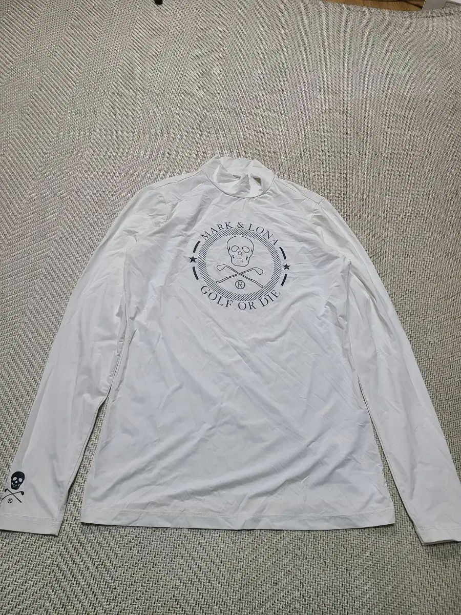 MARK & LONA マークアンドロナ タートルネック インナー 長袖Tシャツ