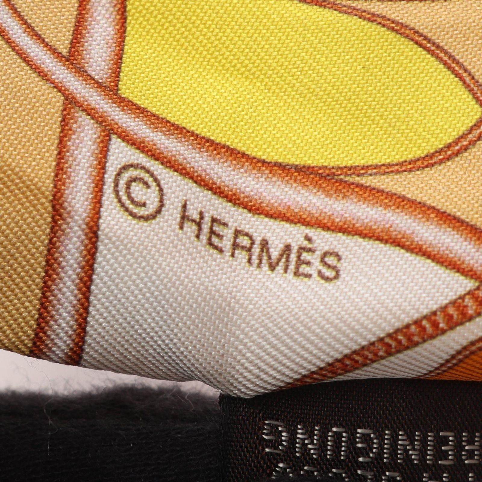 HERMES エルメス ツイリー Coup de Fouet au Bloc スカーフ - メルカリ