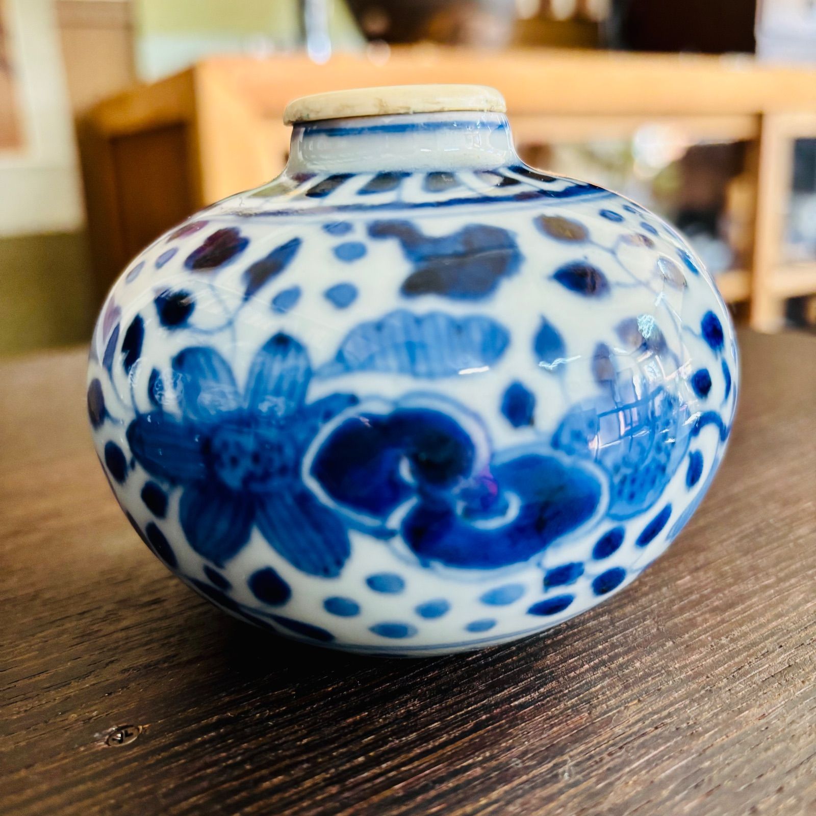 金彩染付彩色松文双耳壷 双耳壺 文化遺産オンライン