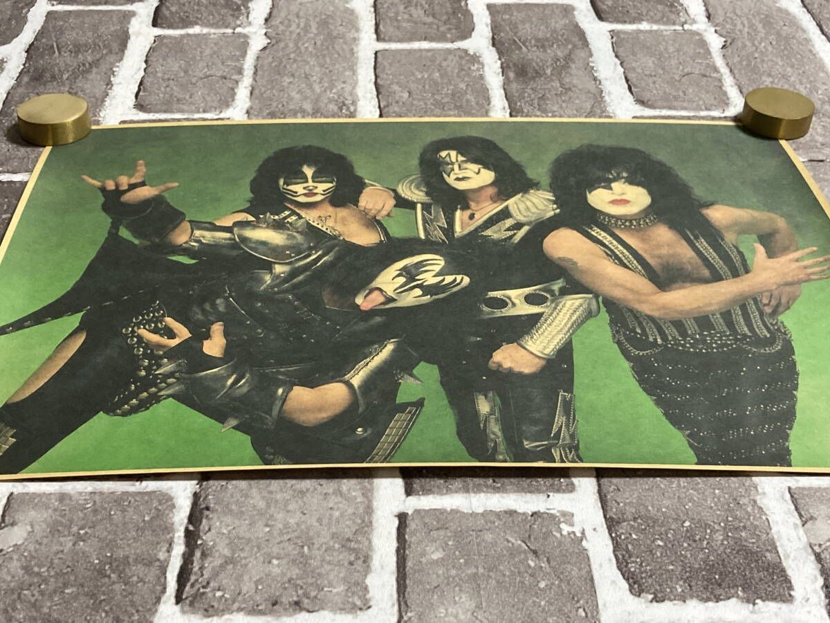 クラフト紙製 ポスター KISS:キッス （ジーン・シモンズ） 42㎝×30