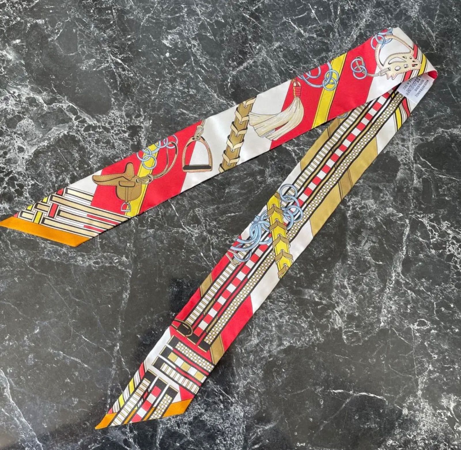 HERMES エルメス ツイリー 馬勒とチャーム - メルカリ