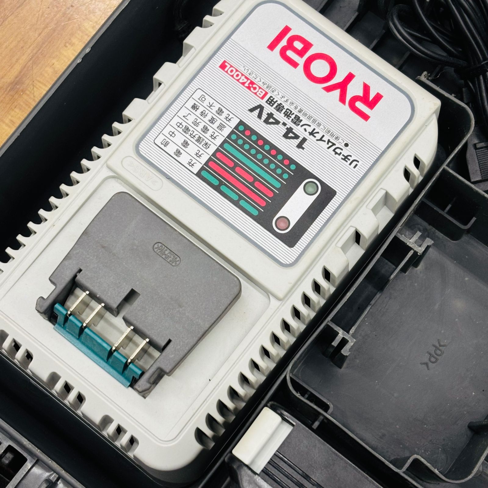 リョービ RYOBI 14.4V 充電式スインパクトドライバ BID-1417 3.0Ah 
