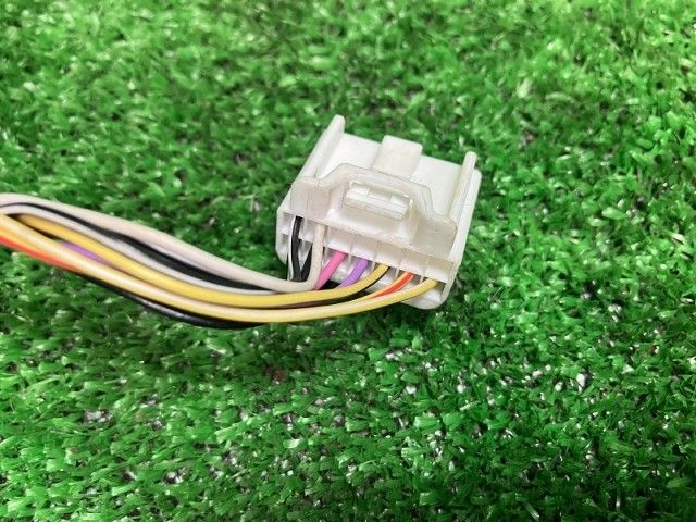フィット GK4 左サイドミラー・ドアミラー 13G Sパッケージ 4WD 76258-T5A-J51 R81