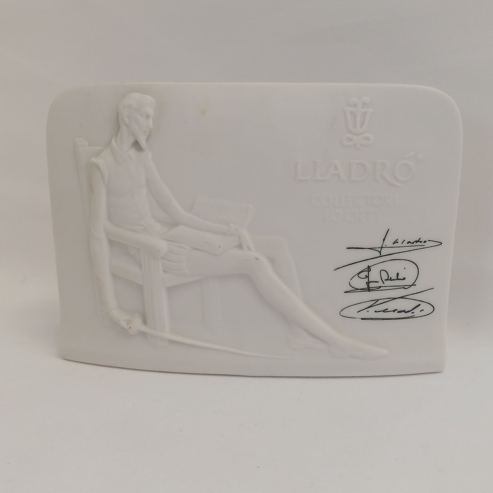 中古保管品】リヤドロ LLADRÓ ドン・キホーテ 本を読む フィギュリン