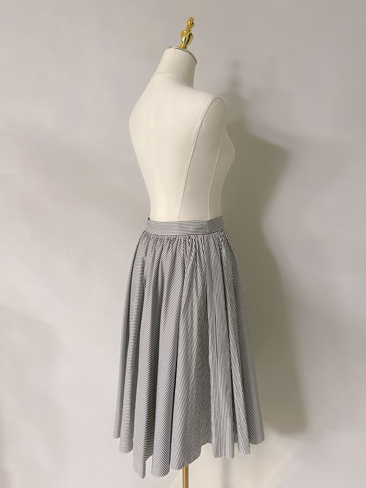 美品FOXEY/フォクシー Skirt(Stripe Circular) 34202 スカート