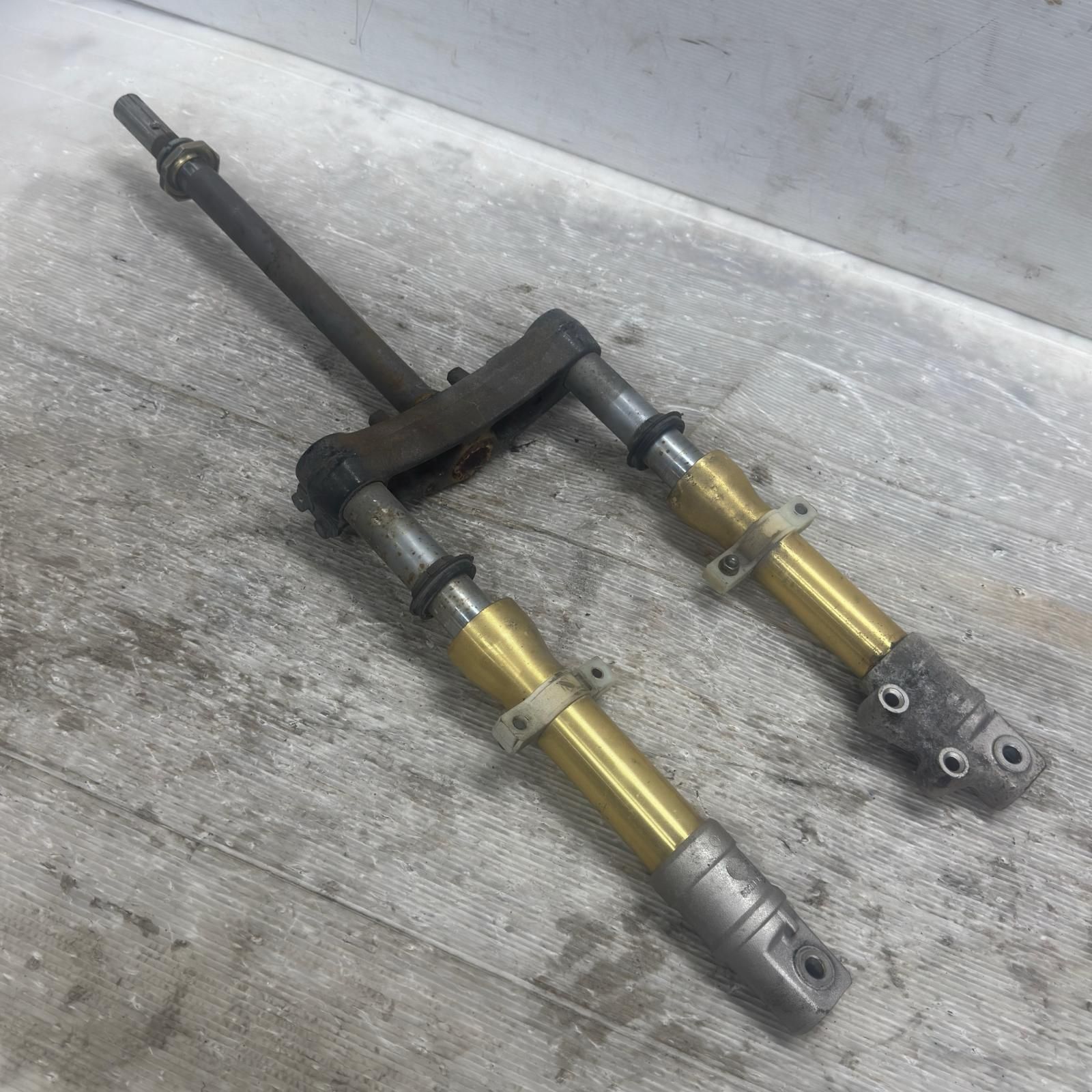 スズキ　ZZ50 ca1pb フロントフォーク SUZUKI ZZ CA1PB フロントフォーク スズキ - メルカリ