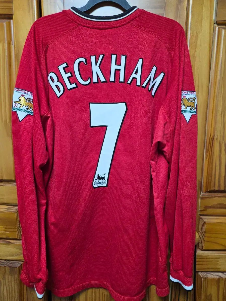 マンチェスターユナイテッド 00-02 ベッカム 長袖 - メルカリ