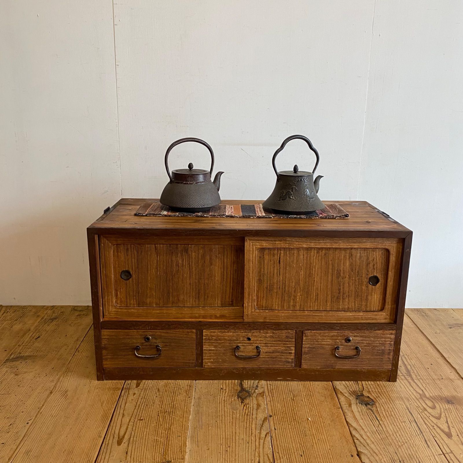 アンティーク チェスト 箪笥 ローボード ローテーブル テレビ台 昭和