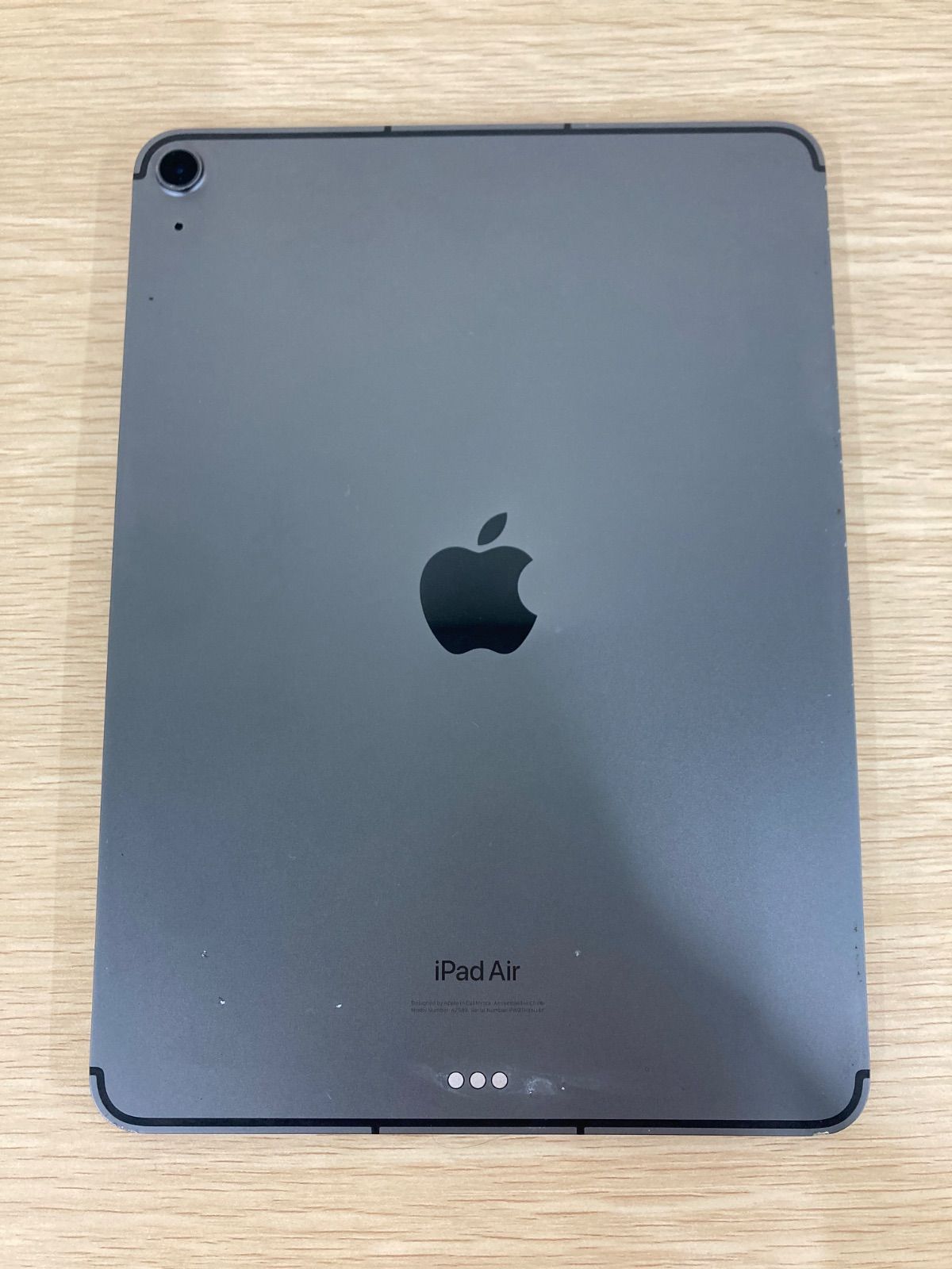 Apple iPad スペースグレー 画面ひび割れ Apple iPad スペースグレー 画面ひび割れ iPadの画面が割れたときの